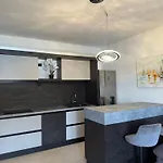 Miranda Apartment